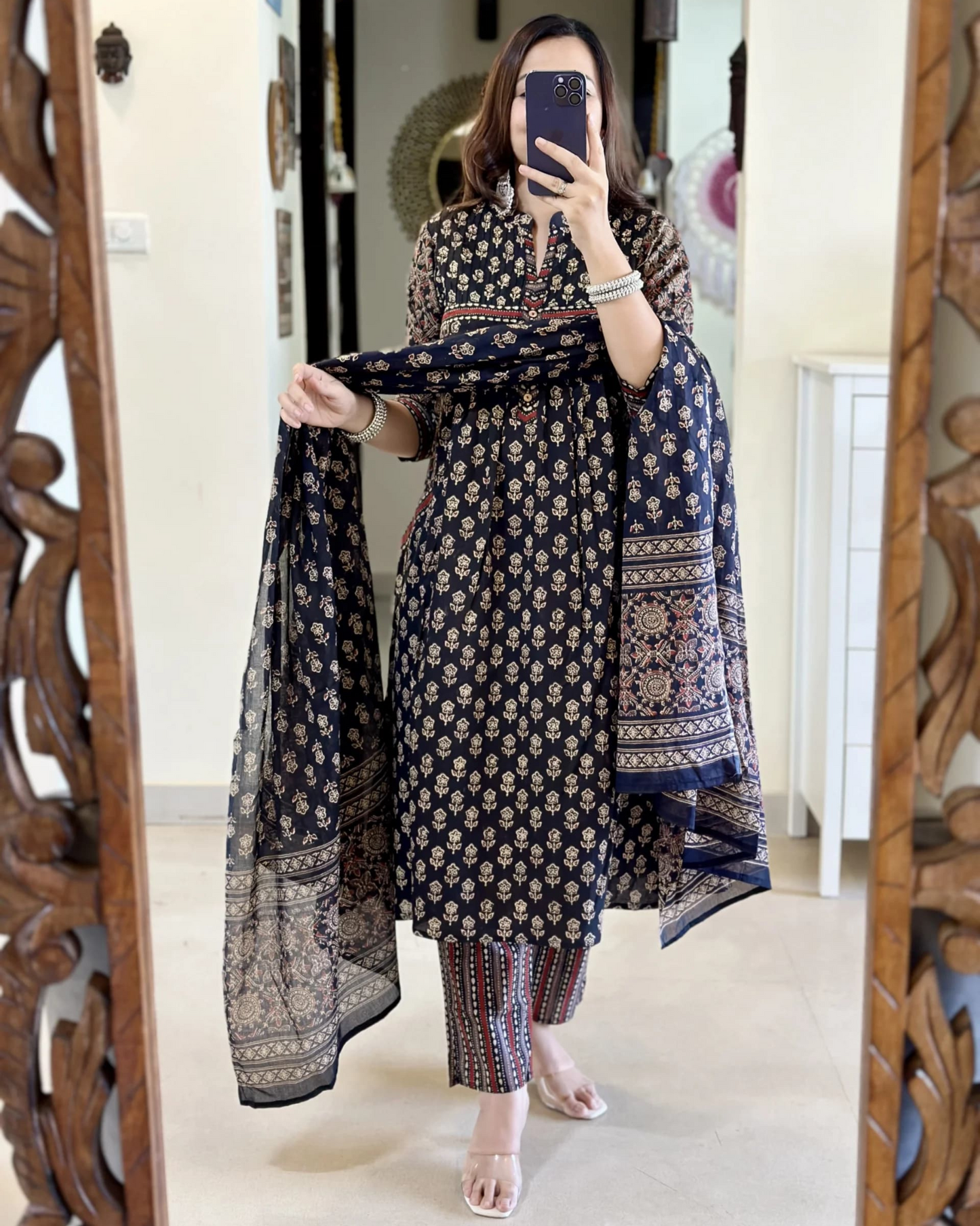 Black Cotton Butti Printed Kurta Set Elegant Everyday Wear