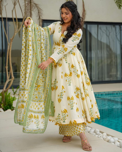 Elegant Cream Floral Anarkali Set with Green Dupatta – 'Veg Flower' Print