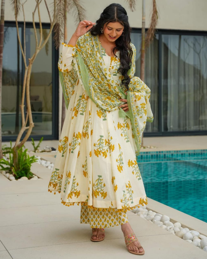 Elegant Cream Floral Anarkali Set with Green Dupatta – 'Veg Flower' Print