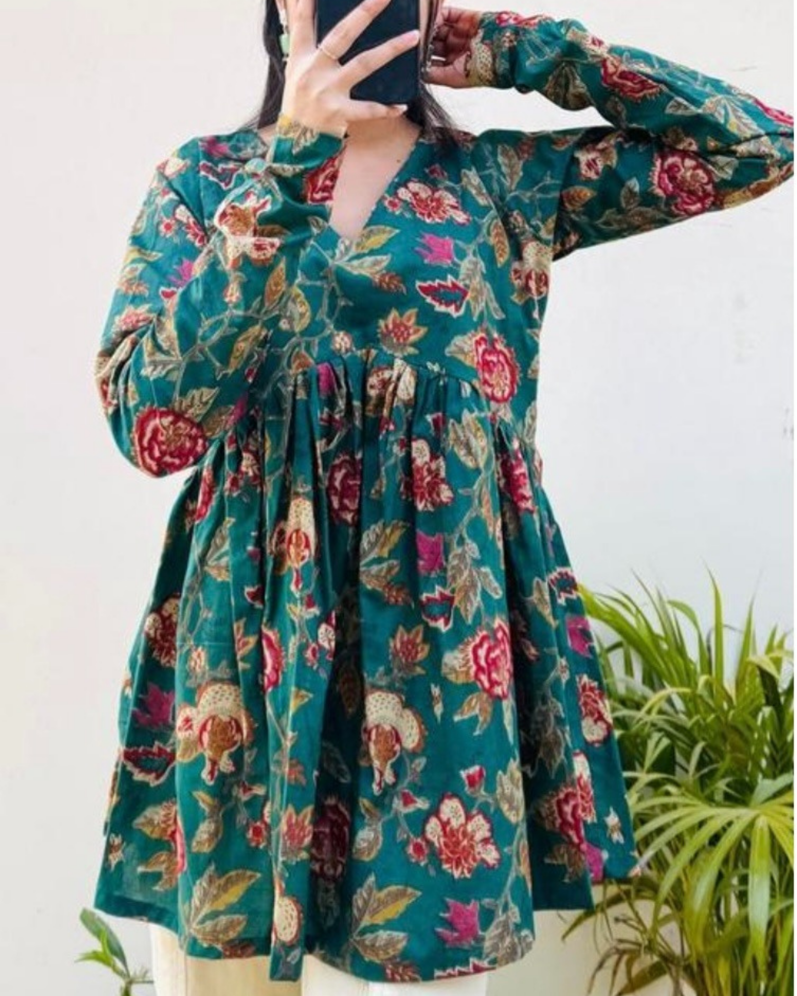 Green Printed Top Soft Fabric with Unique Patterns