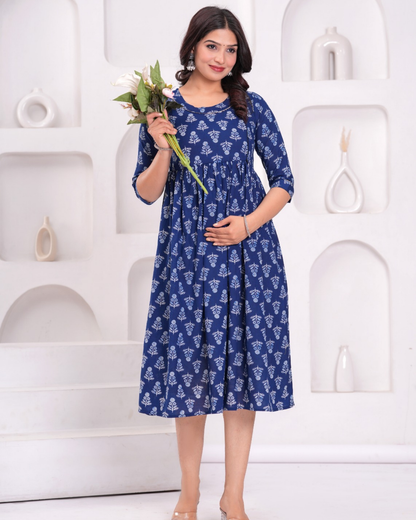 Comfortable Blue Flower Maternity Gown with Hidden Feeding Zip