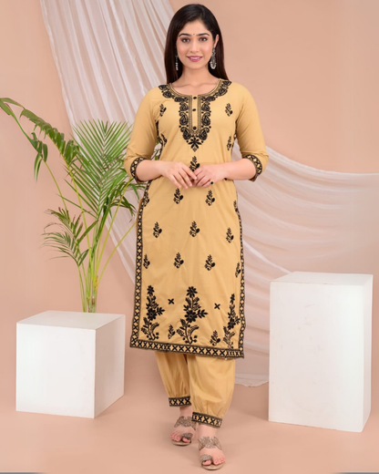 Chiku Kery Kurti Set with Dupatta Ð Embroidered Rayon Elegance