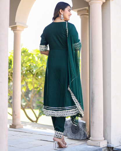 Bottle Green Makdi Rayon Anarkali Kurti Set with Lace Work