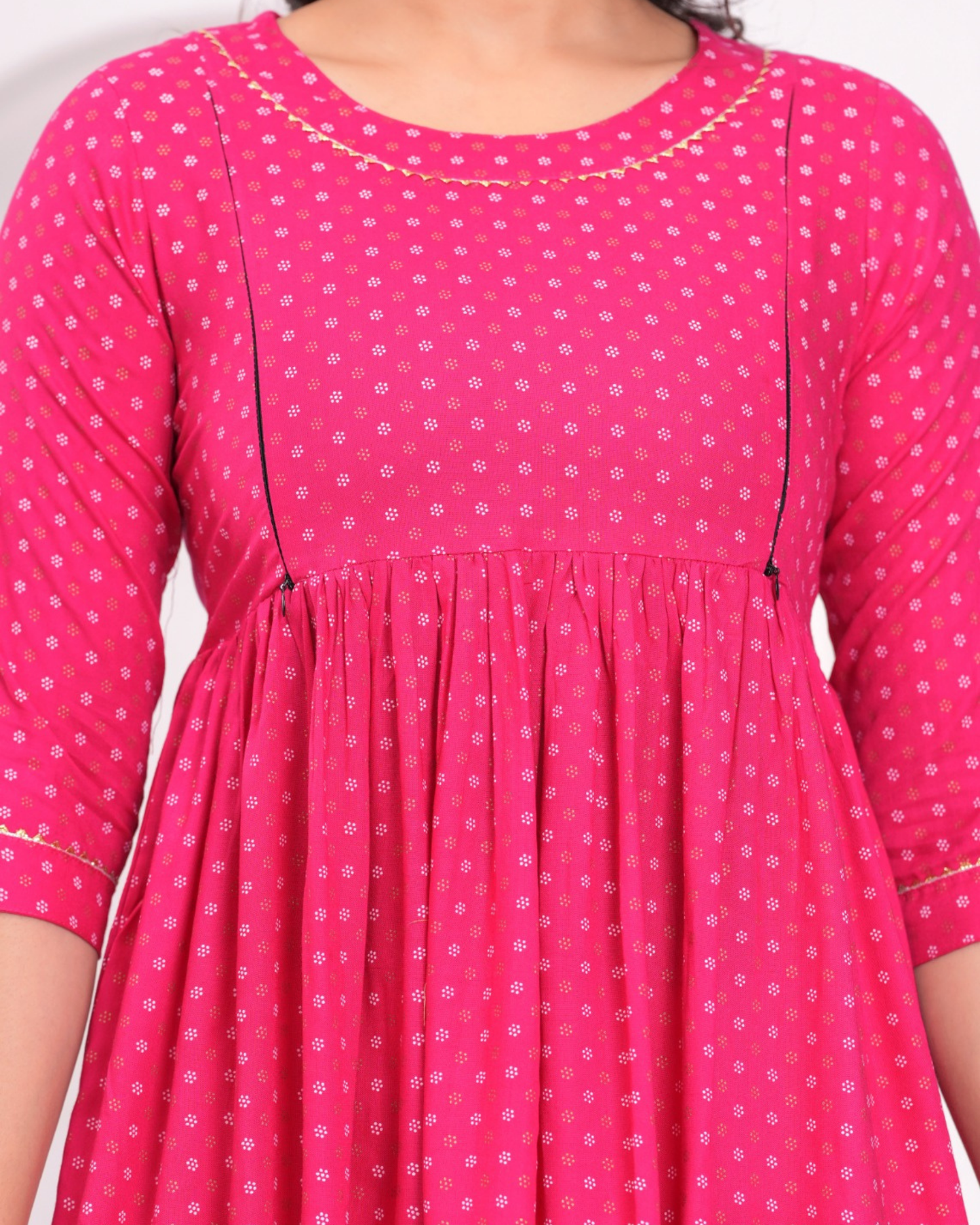 Trendy Rani Butti Maternity Gown with Feeding Zips