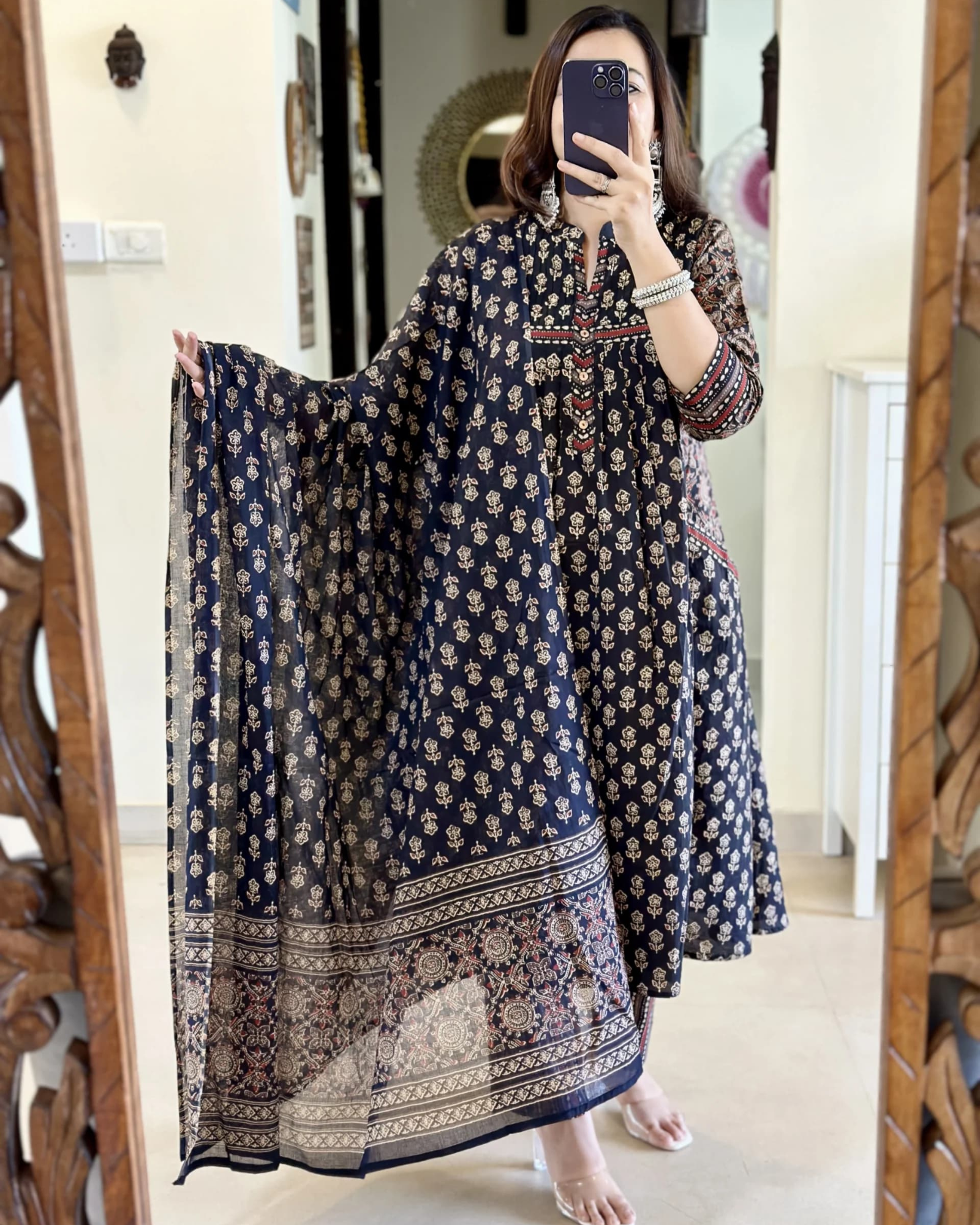 Black Cotton Butti Printed Kurta Set Elegant Everyday Wear